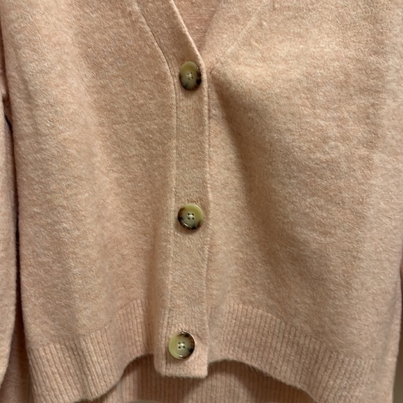 Uniqlo Souffle Yarn Long Sleeve Cardigan in Size S - Picture 12 of 16